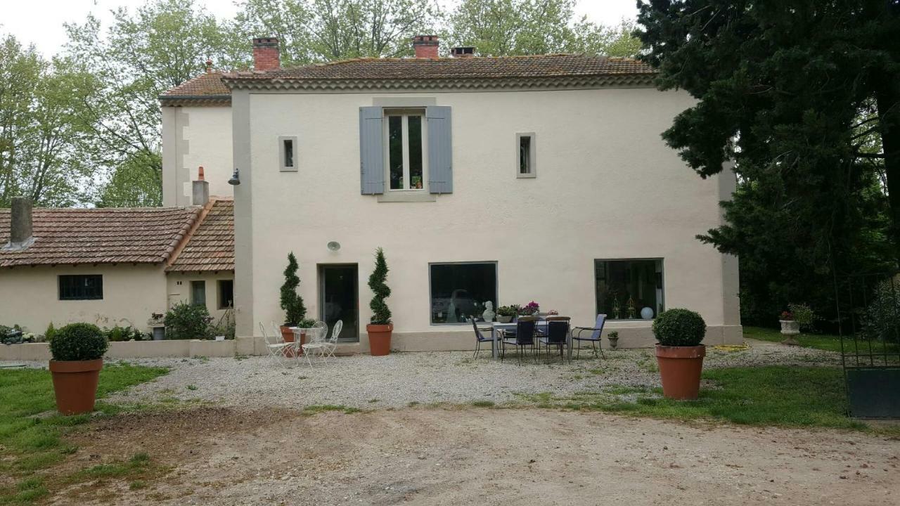 Manoir En Crau Hotel อาร์ลส์ ภายนอก รูปภาพ